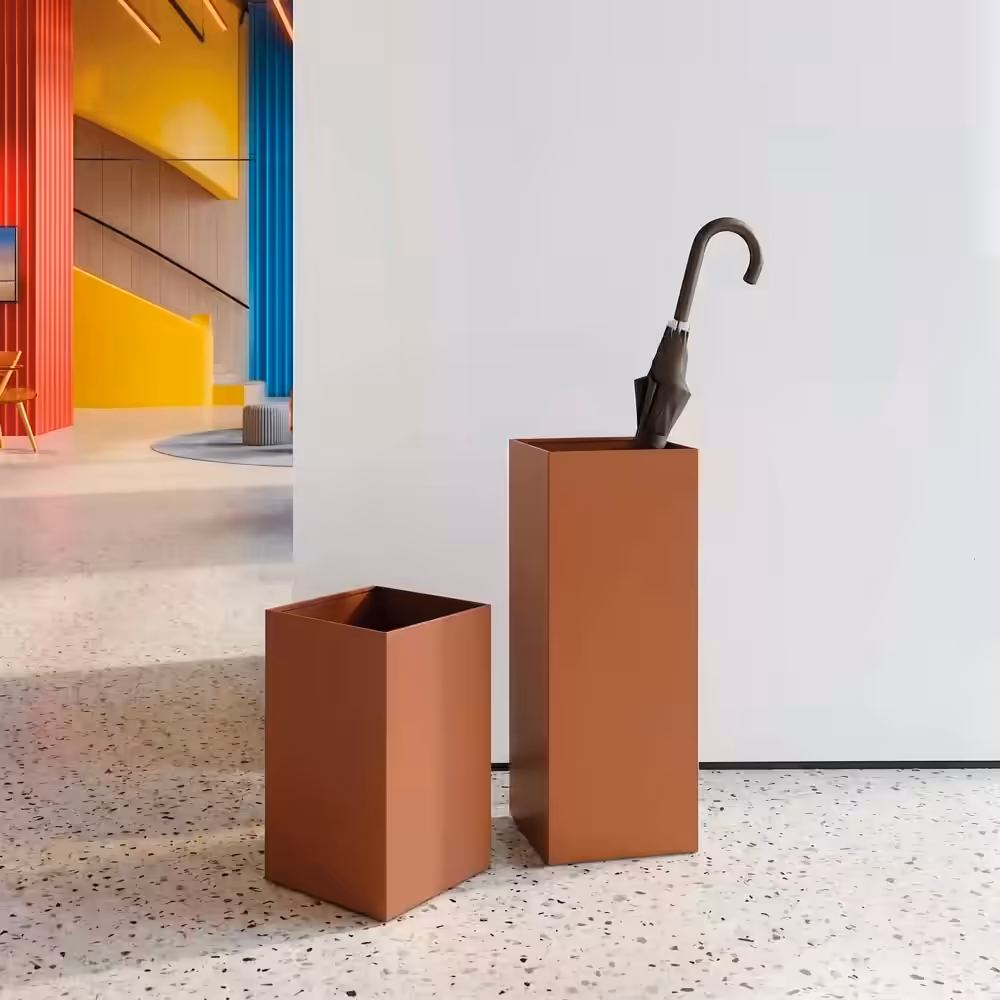 Design Collection planters