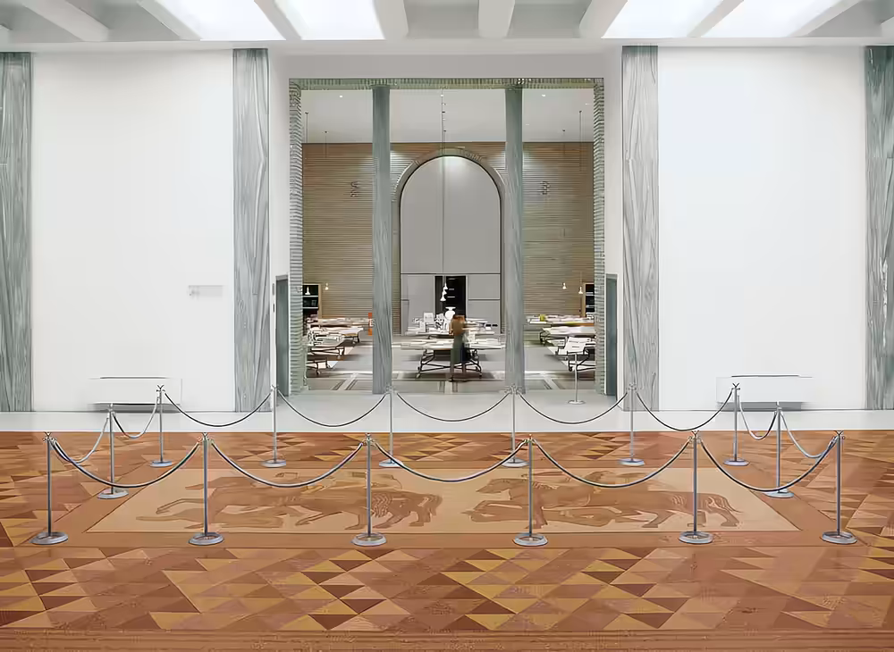 Battista stanchions